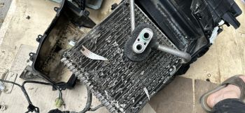 Lọc gió điều hòa ô tô